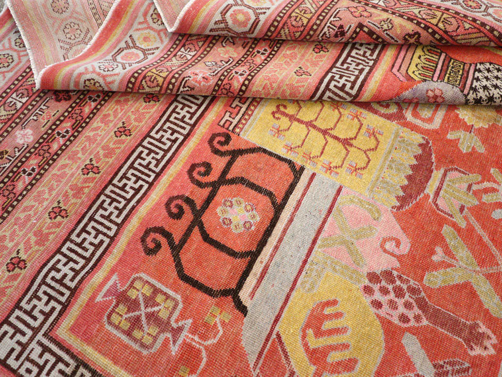 Antique East Turkestan Vase Khotan Room Size Carpet, No.30927 - Gss