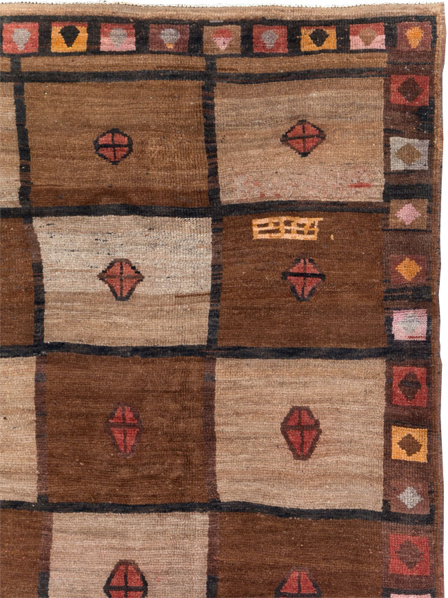 Vintage Turkish Anatolian Tribal Room Size Carpet, No.30938 - Gss