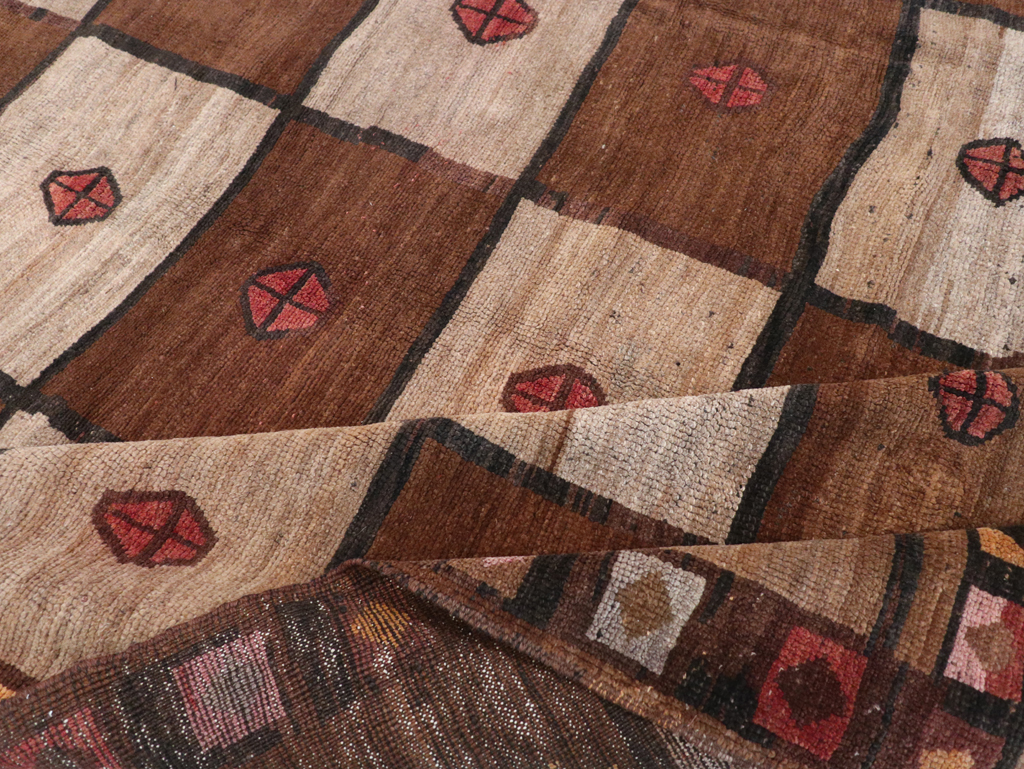 Vintage Turkish Anatolian Tribal Room Size Carpet, No.30938 - Gss