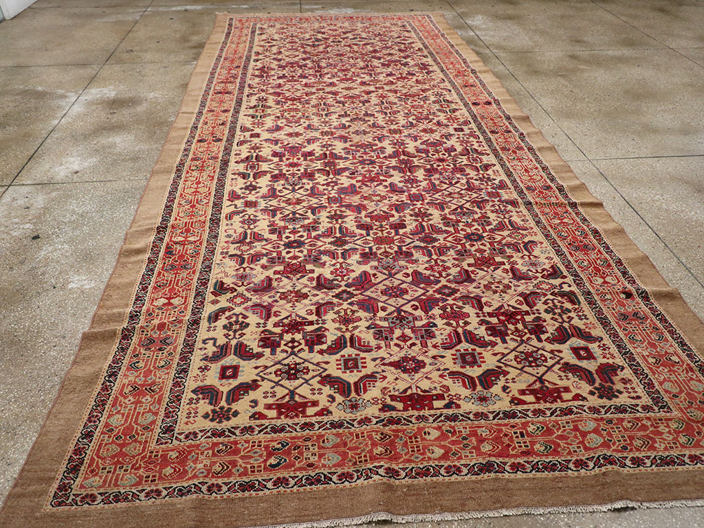 Antique Persian Malayer Gallery Carpet, No.30939 - Gss