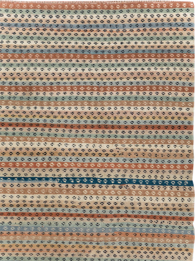 Vintage Turkish Anatolian Accent Rug, No.30941 - Gss