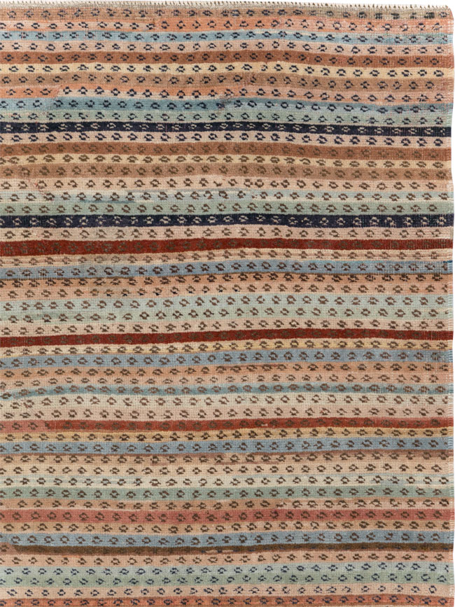 Vintage Turkish Anatolian Accent Rug, No.30941 - Gss