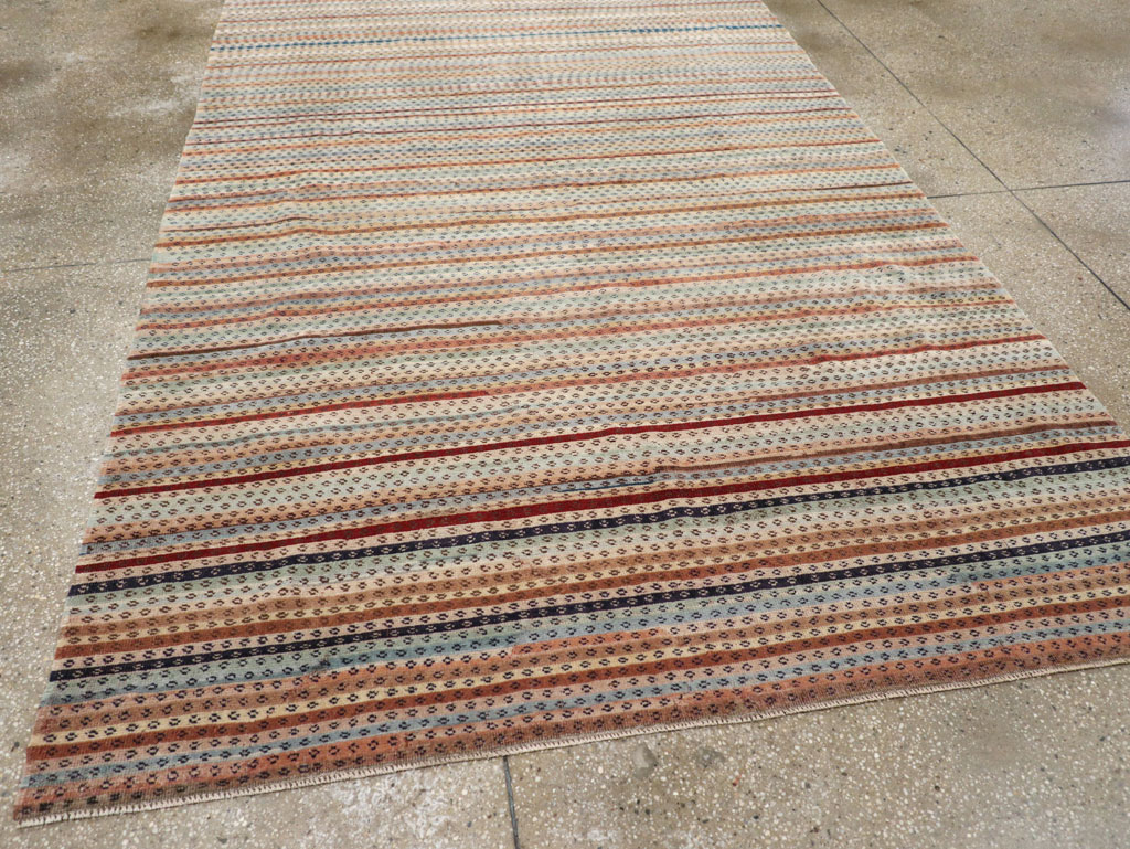 Vintage Turkish Anatolian Accent Rug, No.30941 - Gss