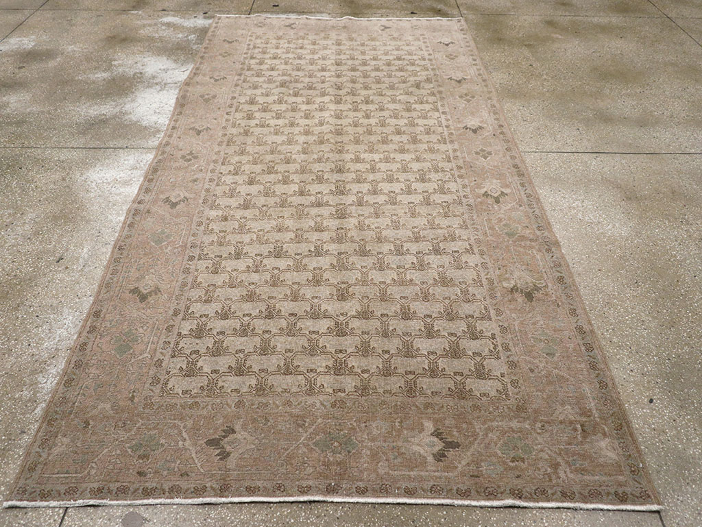 Vintage Persian Gallery Tabriz Carpet, No.30944 - Gss