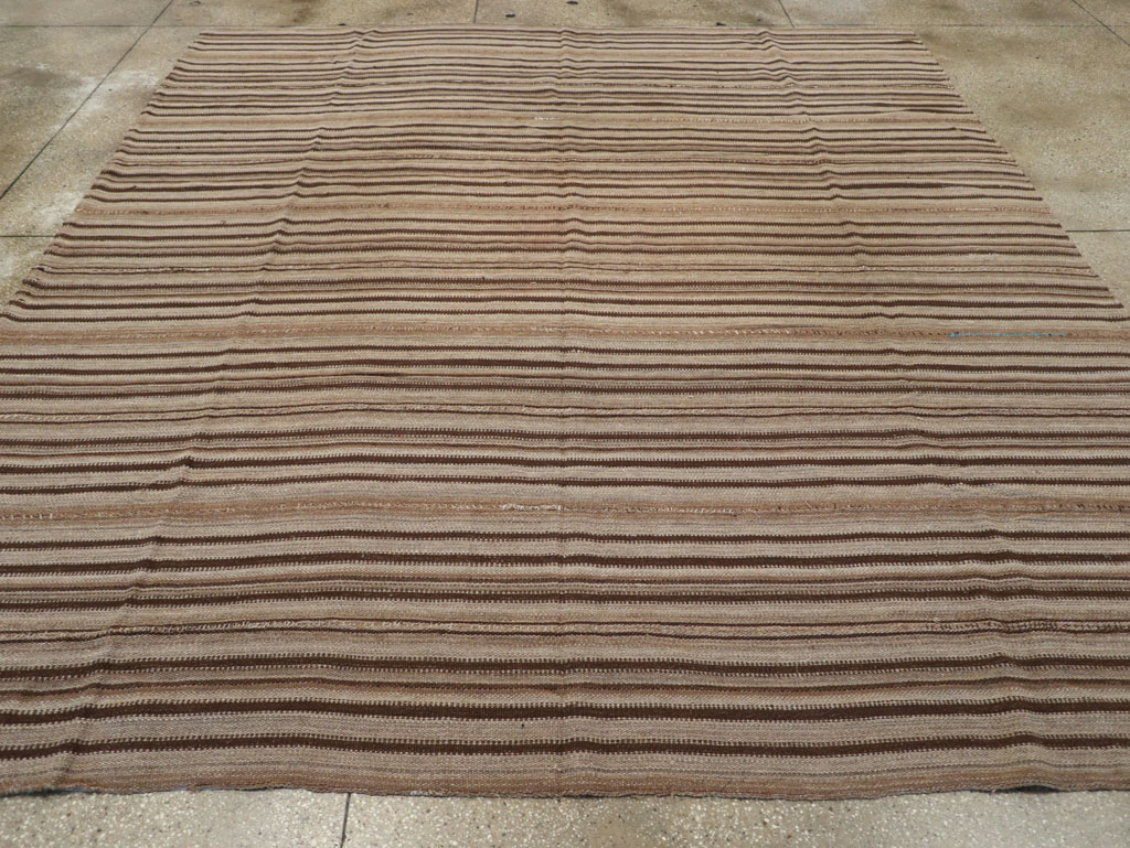 Vintage Turkish Flatweave Kilim Square Room Size Carpet, No.30949 - Gss