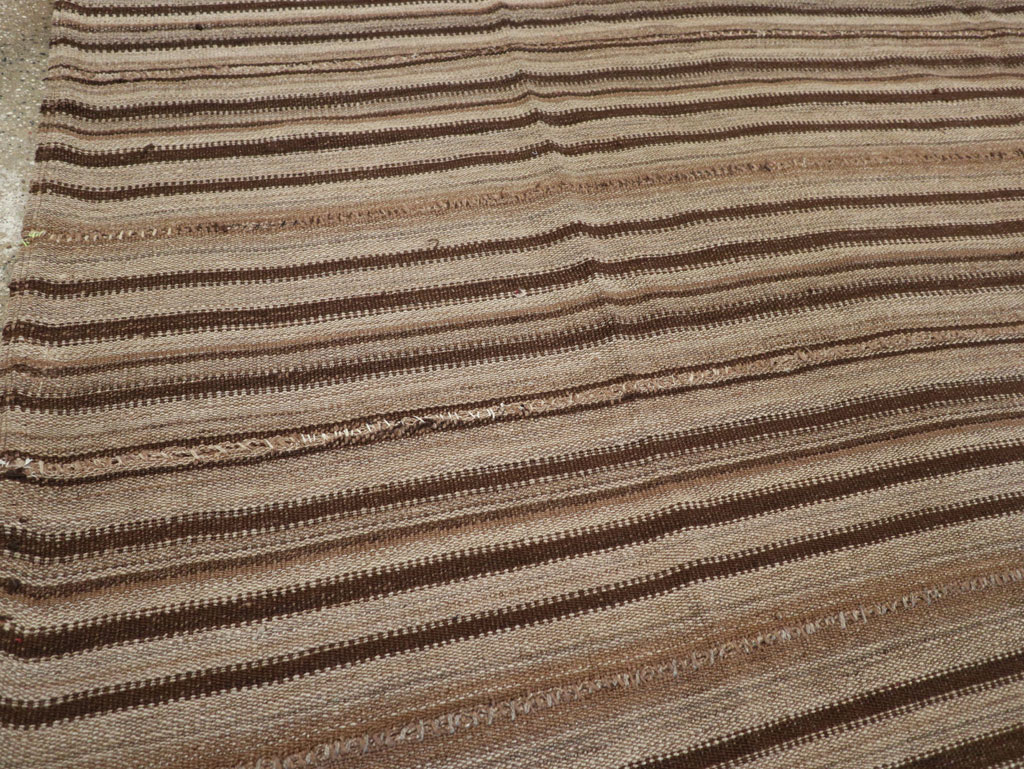 Vintage Turkish Flatweave Kilim Square Room Size Carpet, No.30949 - Gss