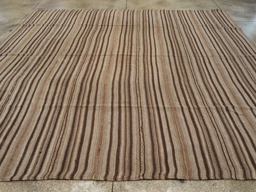 Vintage Turkish Flatweave Kilim Square Room Size Carpet, No.30949 - Gss