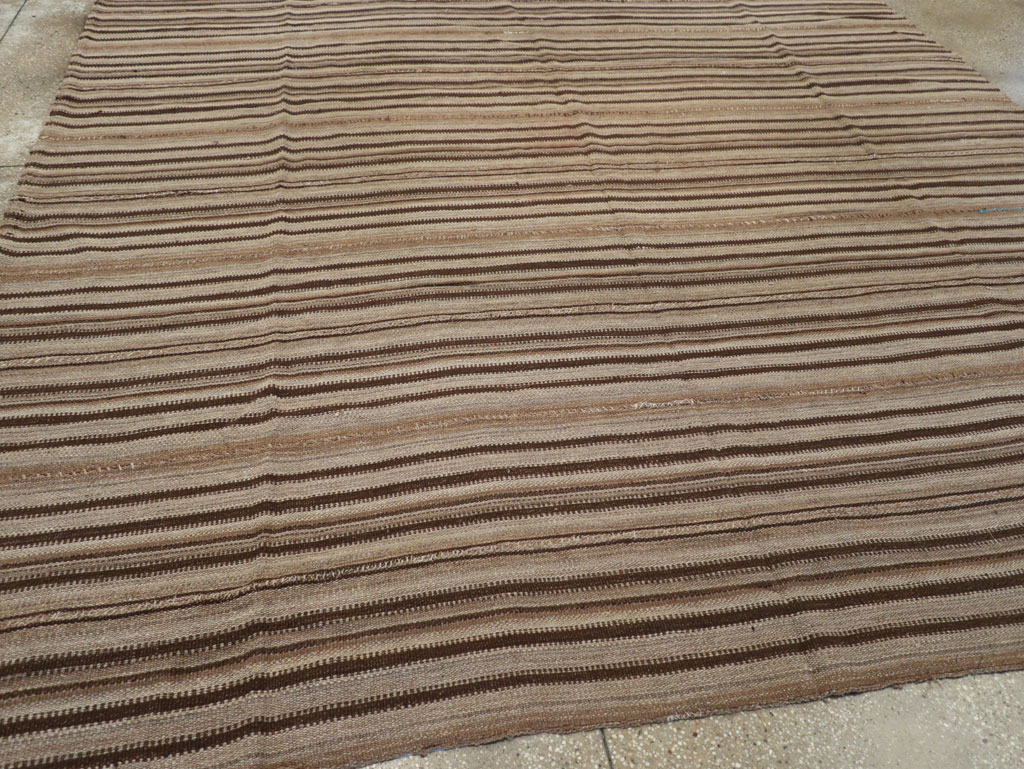 Vintage Turkish Flatweave Kilim Square Room Size Carpet, No.30949 - Gss