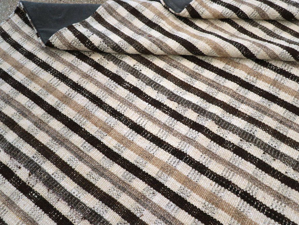 Vintage Persian Plaid Flatweave Kilim Room Size Carpet, No.30952 - Gss