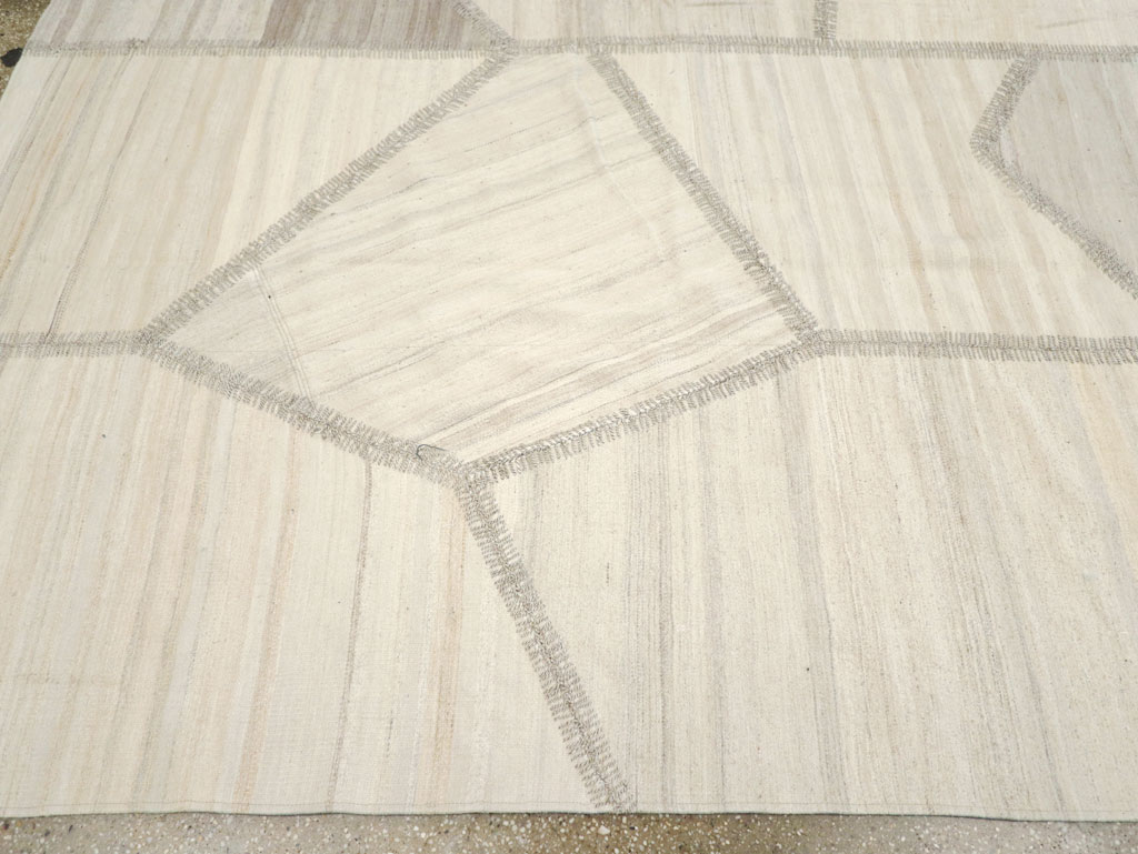 Modern Turkish Flatweave Kilim, No.30971 - Gss