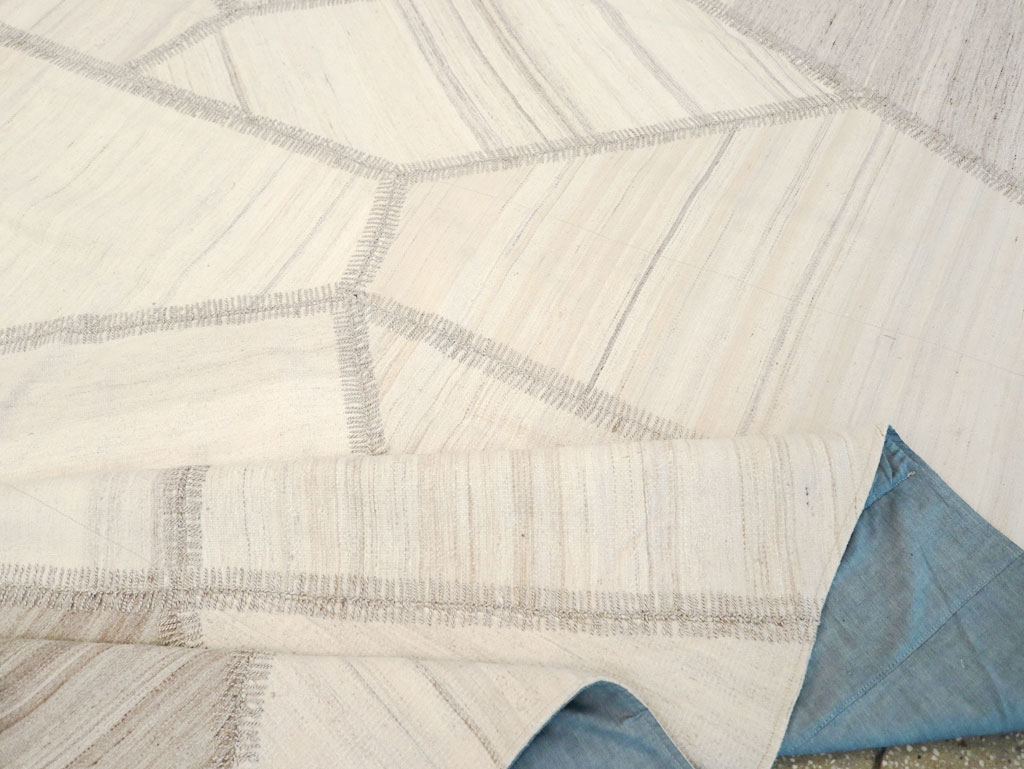 Modern Turkish Flatweave Kilim, No.30971 - Gss