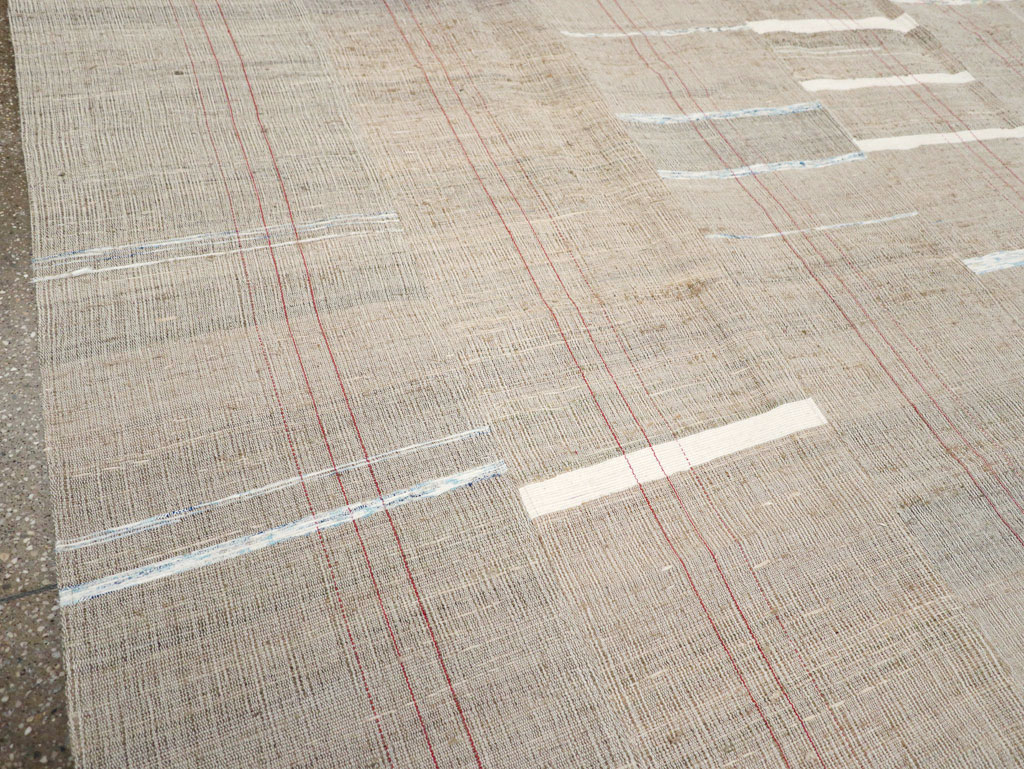 Contemporary Turkish Flatweave Kilim Room Size Carpet, No.30974 - Gss