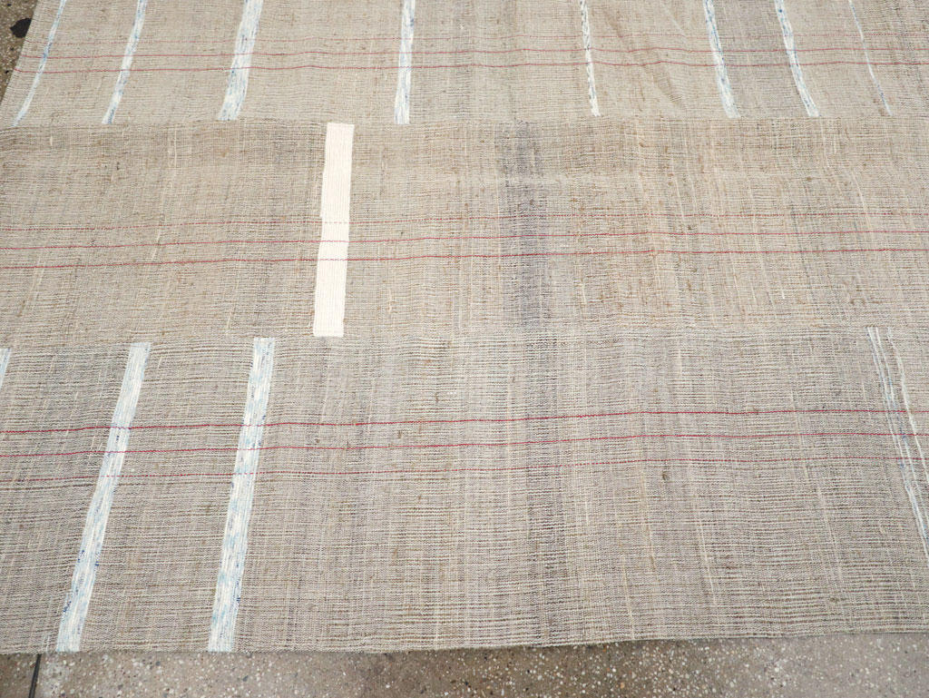 Contemporary Turkish Flatweave Kilim Room Size Carpet, No.30974 - Gss