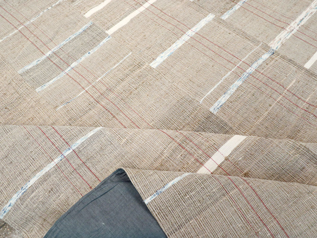 Contemporary Turkish Flatweave Kilim Room Size Carpet, No.30974 - Gss