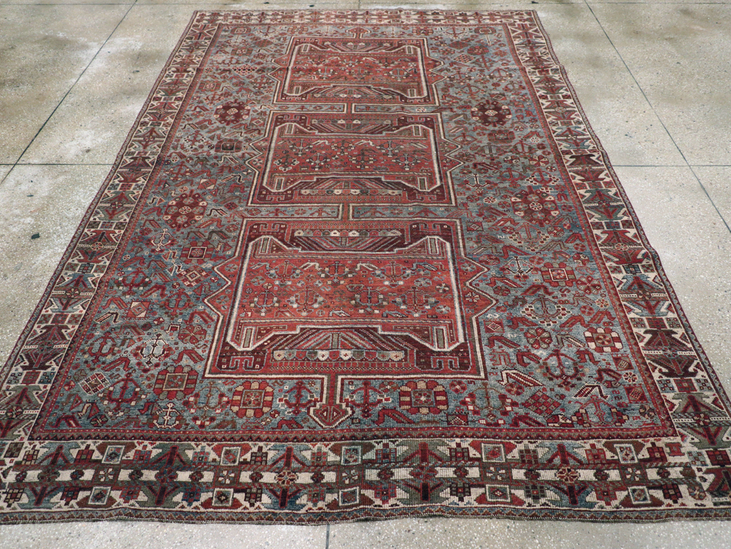 Antique Persian Shiraz Rug, No.31003 - Gss