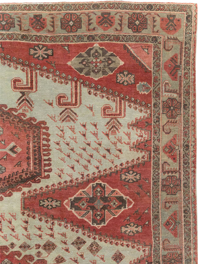 Vintage Persian Veece Room Size Carpet, No.31004 - Gss