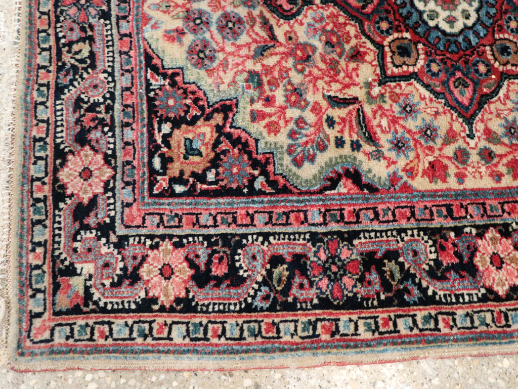 Vintage Persian Sarouk Throw Rug, No.31025 - Gss