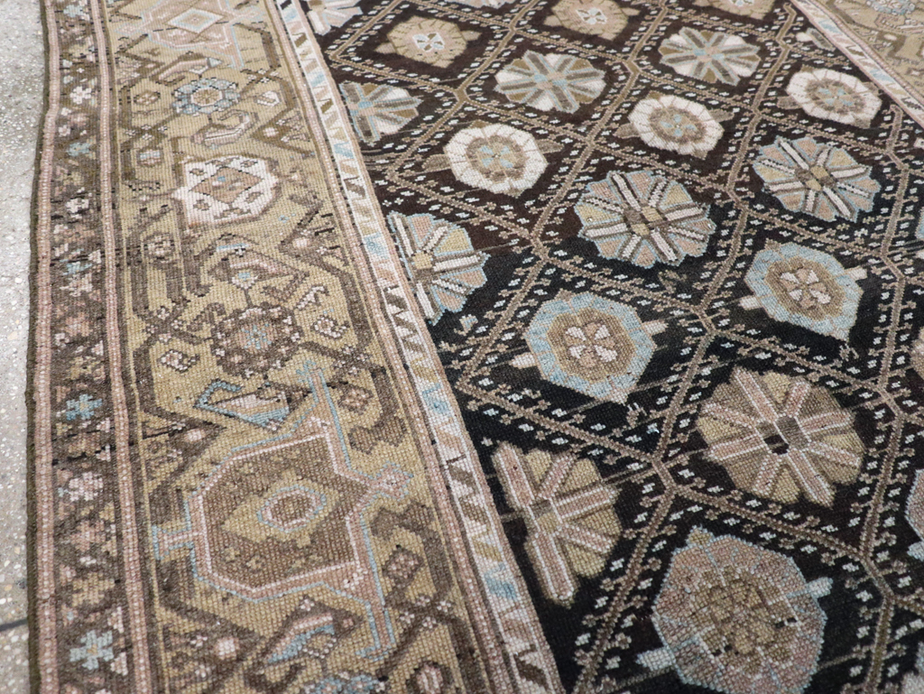 Antique Persian Kurd Gallery Rug, No.31038 - Gss