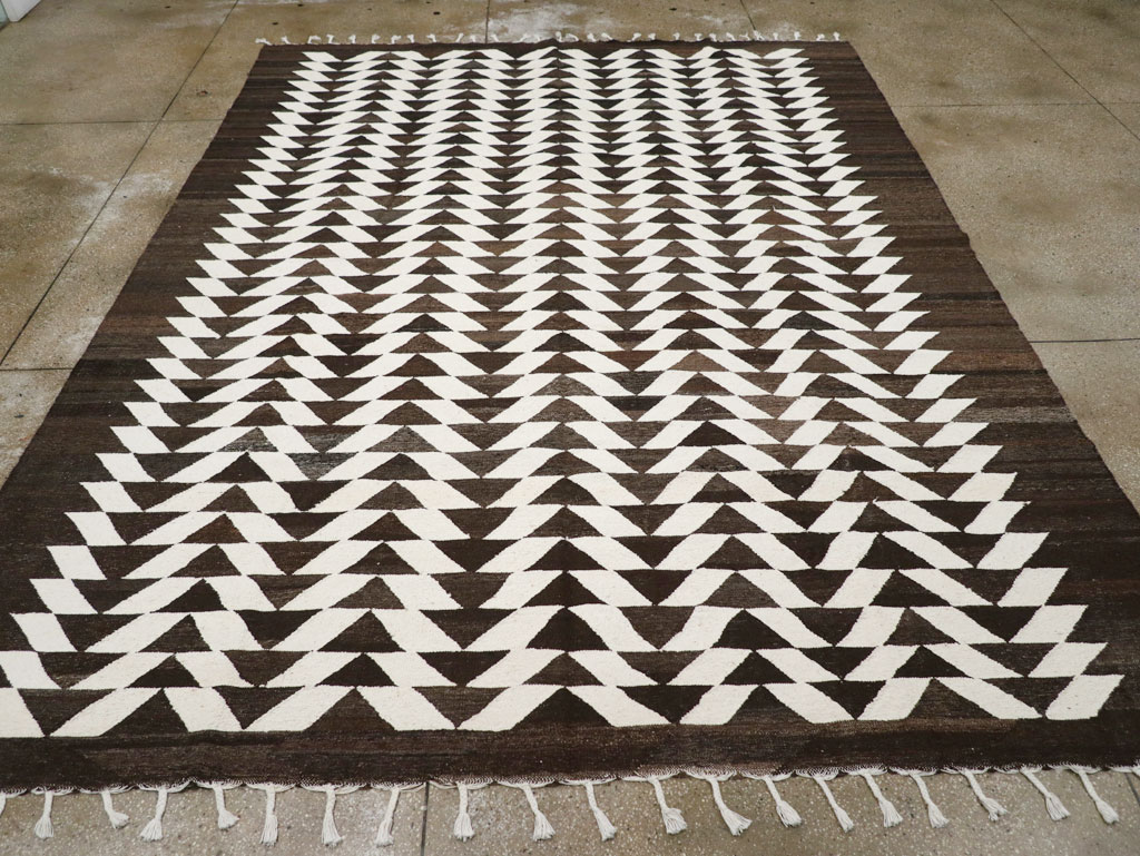 Contemporary Turkish Flatweave Kilim Room Size Carpet, No.31045 - Gss