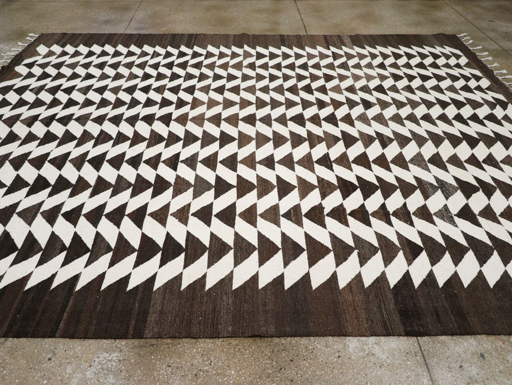 Contemporary Turkish Flatweave Kilim Room Size Carpet, No.31045 - Gss