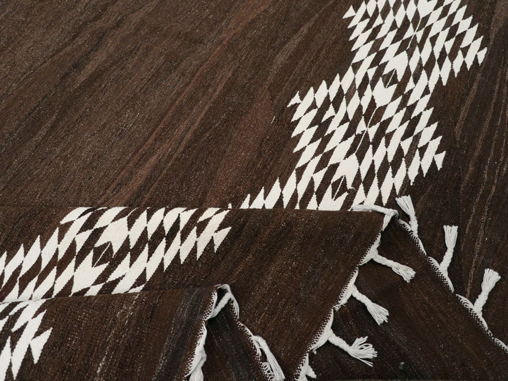 Contemporary Turkish Flatweave Kilim Room Size Carpet, No.31046 - Gss