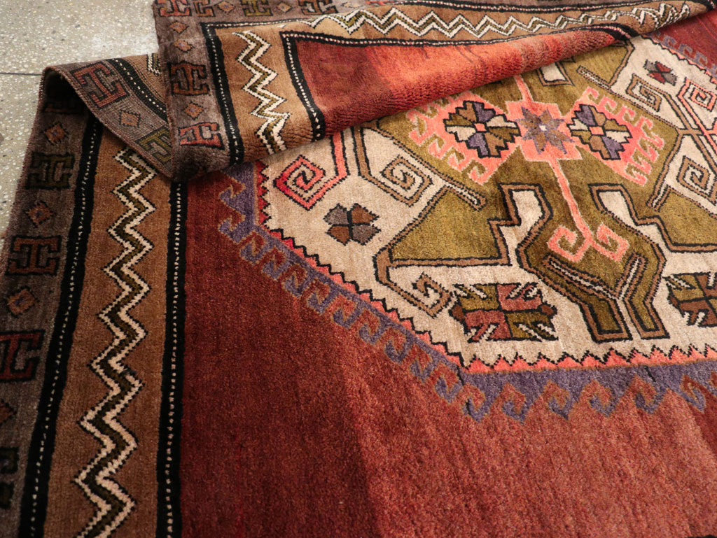Vintage Turkish Anatolian Accent Rug, No.31047 - Gss