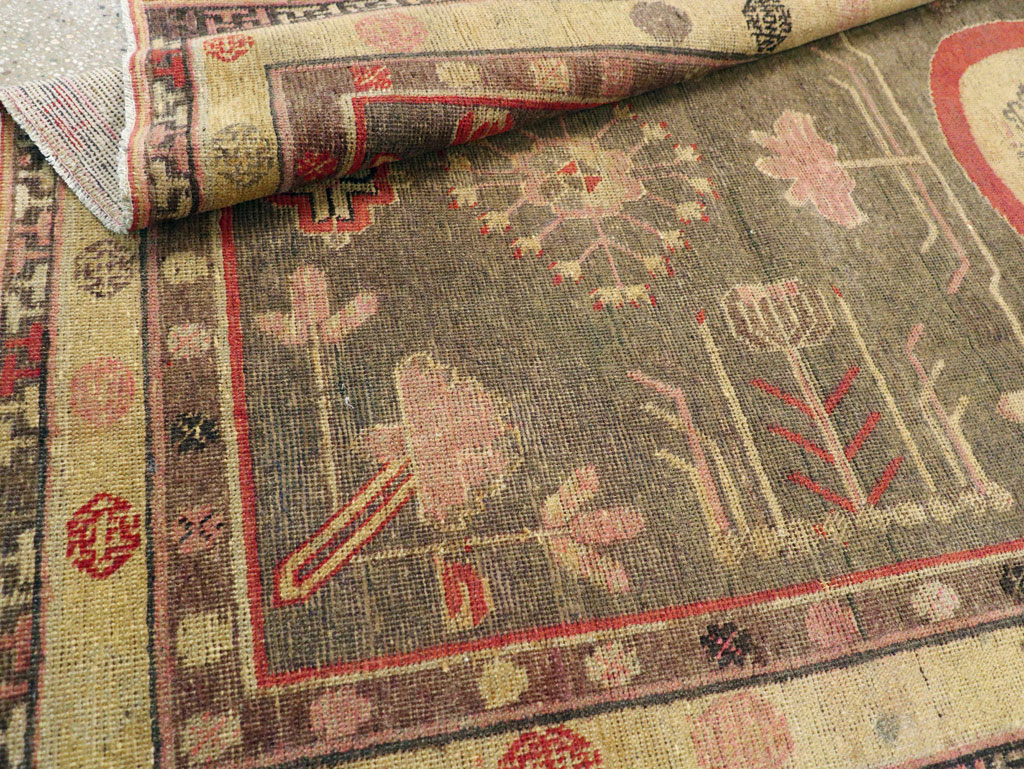 Antique East Turkestan Khotan Gallery Rug, No.31051 - Gss