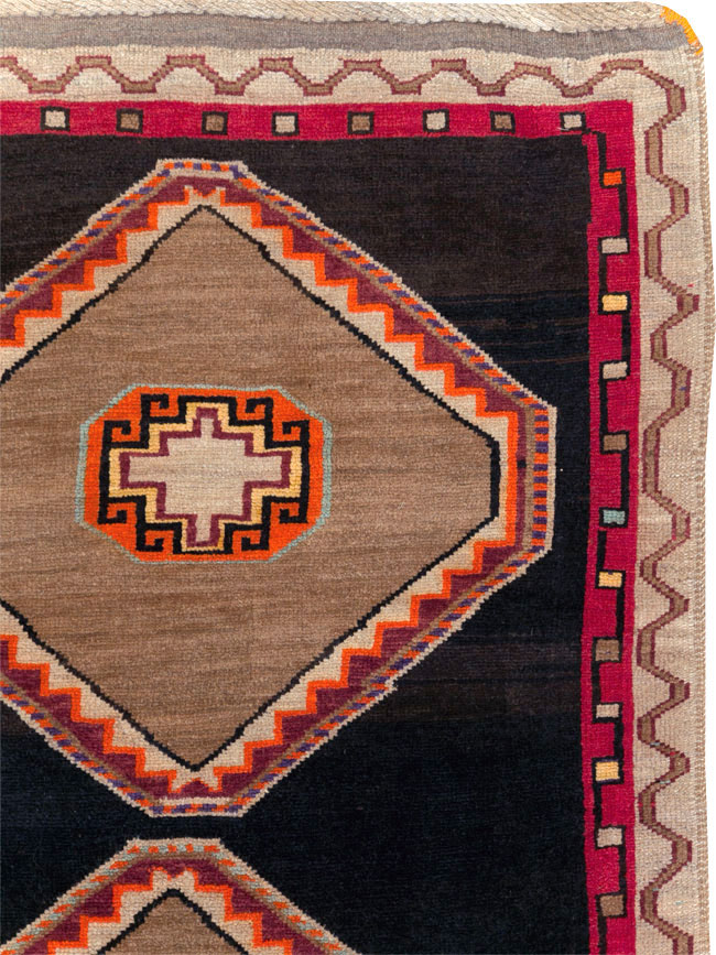 Vintage Turkish Anatolian Gallery Carpet, No.31054 - Gss