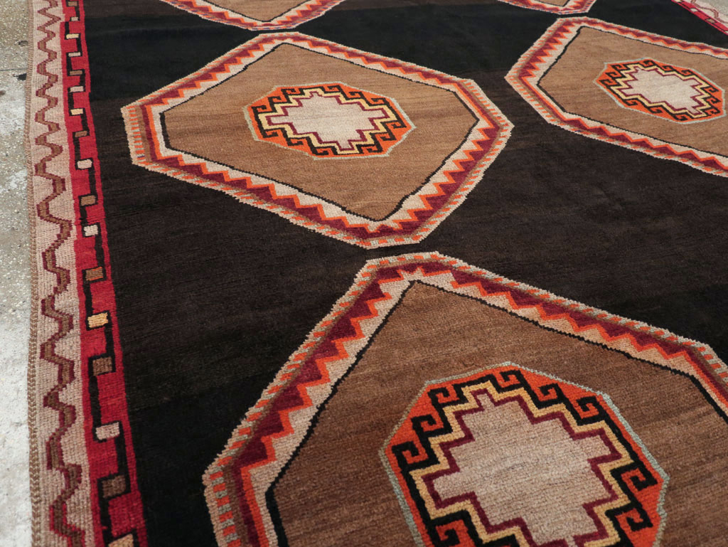 Vintage Turkish Anatolian Gallery Carpet, No.31054 - Gss