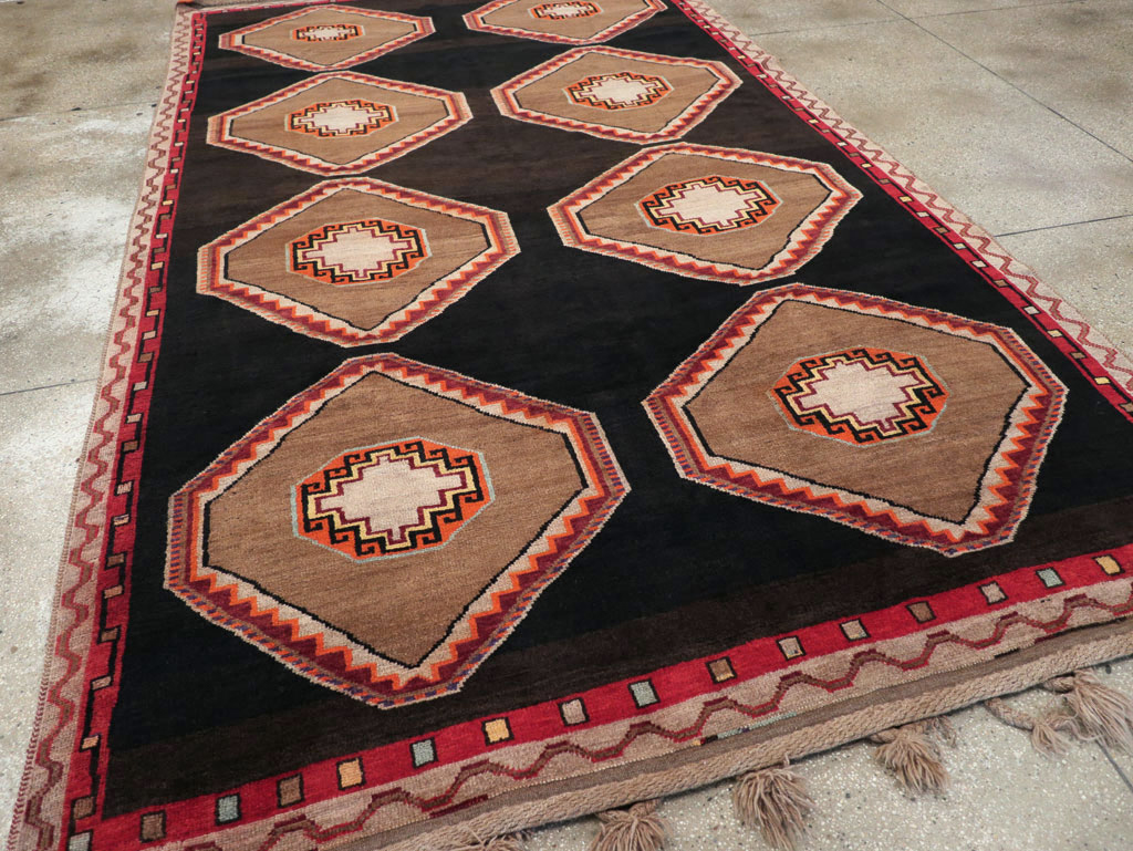 Vintage Turkish Anatolian Gallery Carpet, No.31054 - Gss