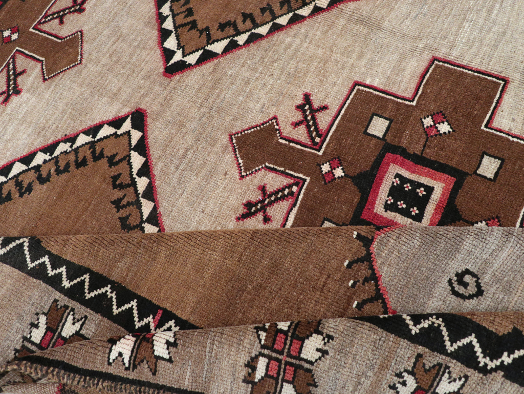 Vintage Turkish Anatolian Tribal Room Size Carpet, No.31055 - Gss