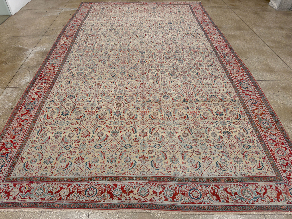 Antique Persian Heriz Large Carpet, No.31057 - Gss