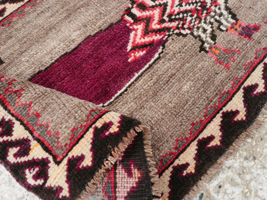 Vintage Pictorial Anatolian Rug, No.31061 - Gss