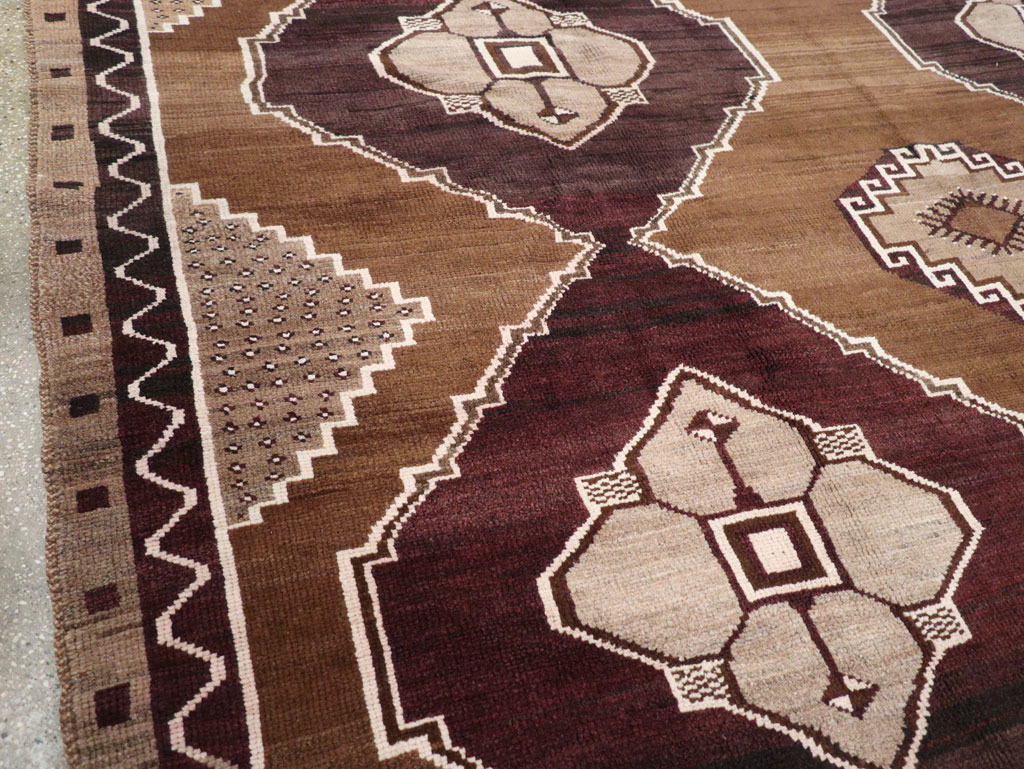 Vintage Turkish Anatolian Room Size Carpet, No.31062 - Gss