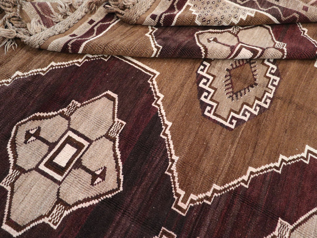 Vintage Turkish Anatolian Room Size Carpet, No.31062 - Gss
