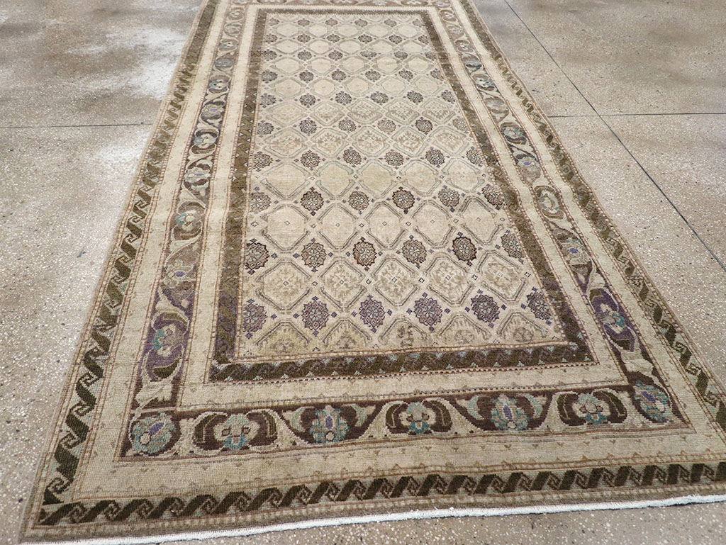 Vintage Persian Mahal Gallery Rug, No.31070 - Gss