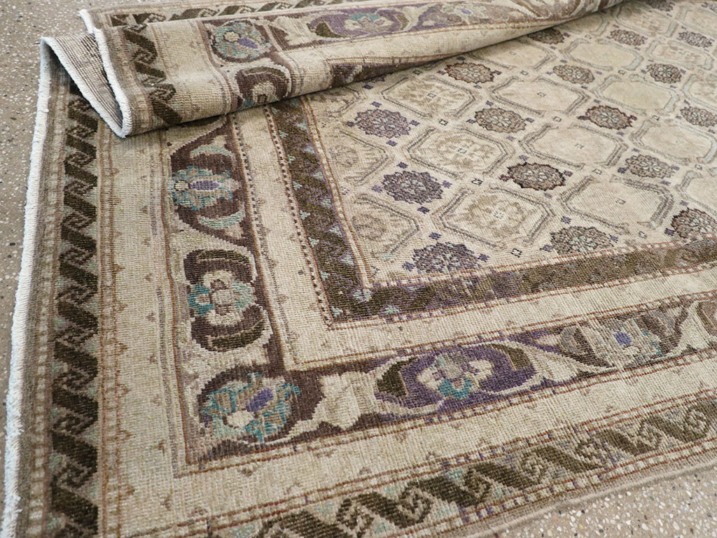 Vintage Persian Mahal Gallery Rug, No.31070 - Gss