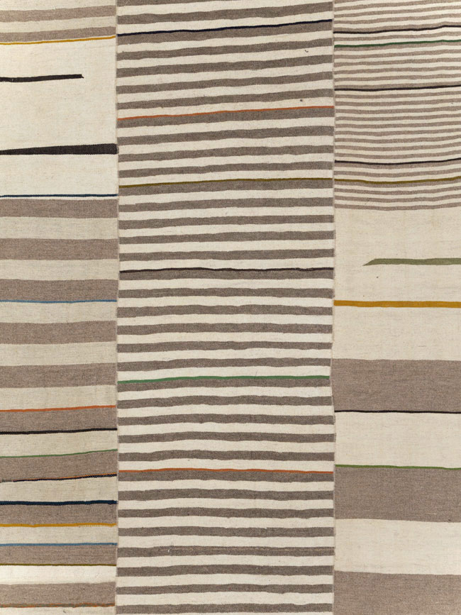 Contemporary Turkish Flatweave Kilim Room Size Carpet, No.31075 - Gss