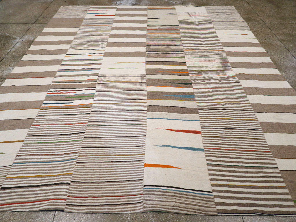 Contemporary Turkish Flatweave Kilim Large Room Size Carpet, No.31076 - Gss