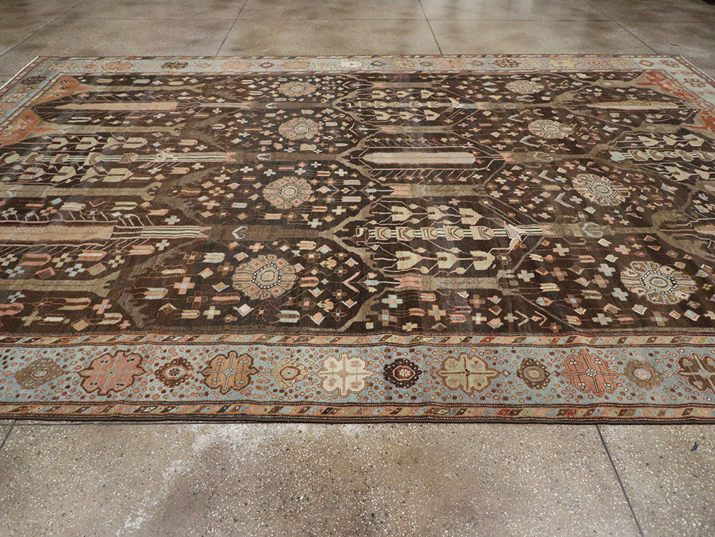 Antique Persian Bakhtiari Large Room Size Carpet, No.31078 - Gss