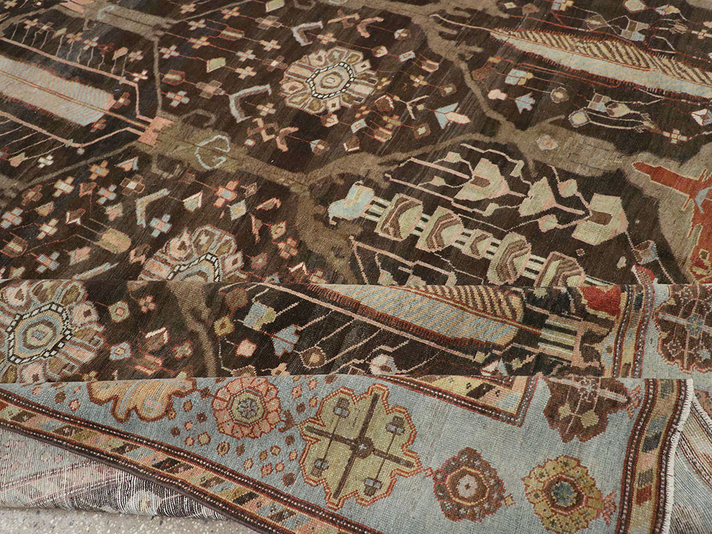 Antique Persian Bakhtiari Large Room Size Carpet, No.31078 - Gss