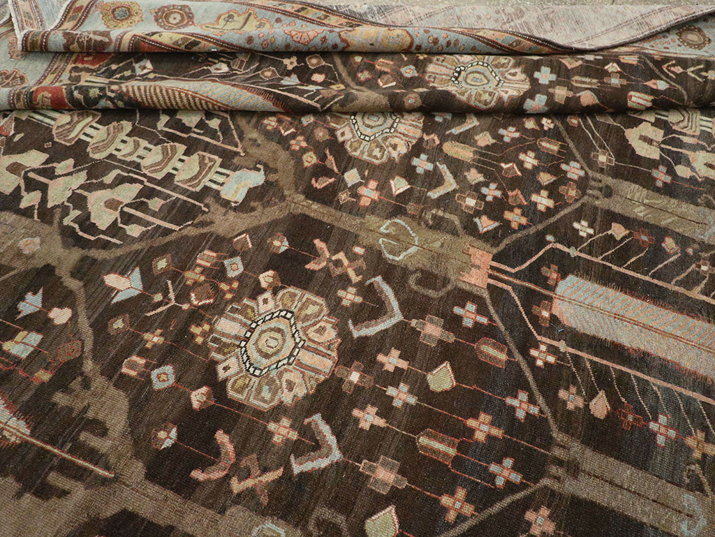 Antique Persian Bakhtiari Large Room Size Carpet, No.31078 - Gss