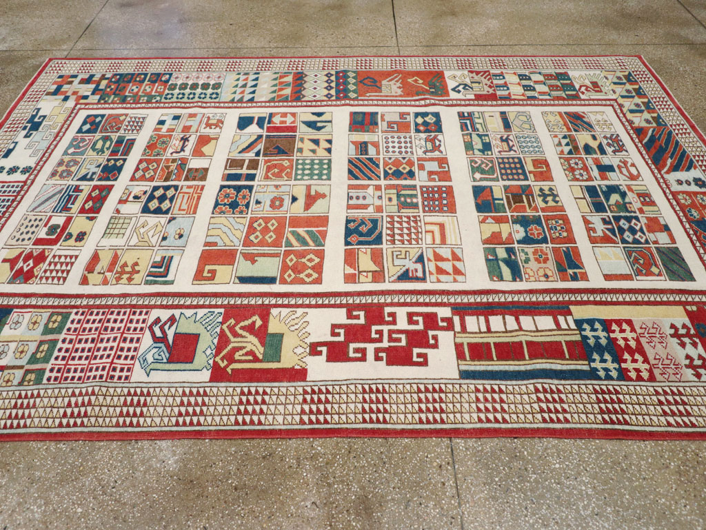 Vintage Turkish Anatolian Accent Carpet, No.31097 - Gss