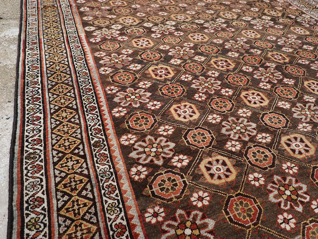 Antique Persian Kurd Gallery Carpet, No.31110 - Gss