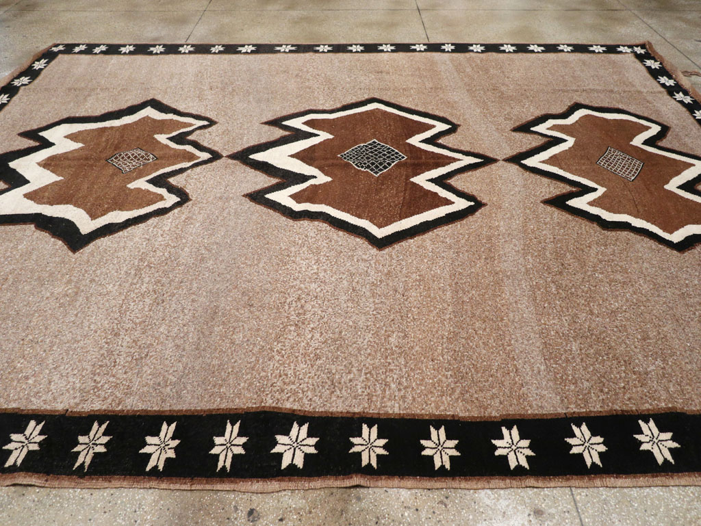 Vintage Turkish Anatolian Tribal Room Size Carpet, No.31112 - Gss