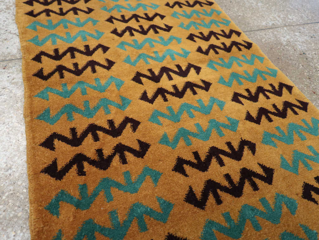 Vintage Turkish Art Deco Style Small Runner, No.31113 - Gss