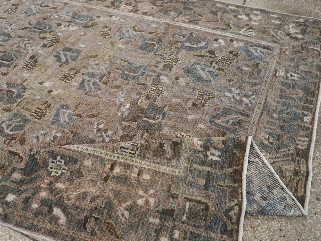 Antique Persian Bakhtiari Gallery Carpet, No.31115 - Gss