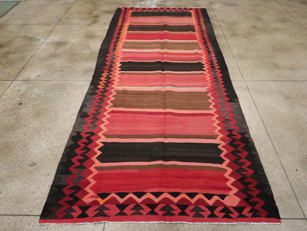 Vintage Persian Flatweave Kilim Gallery Carpet, No.31121 - Gss
