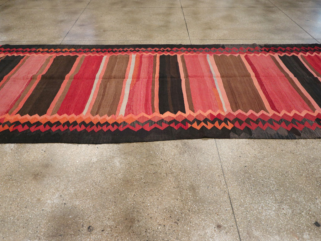Vintage Persian Flatweave Kilim Gallery Carpet, No.31121 - Gss