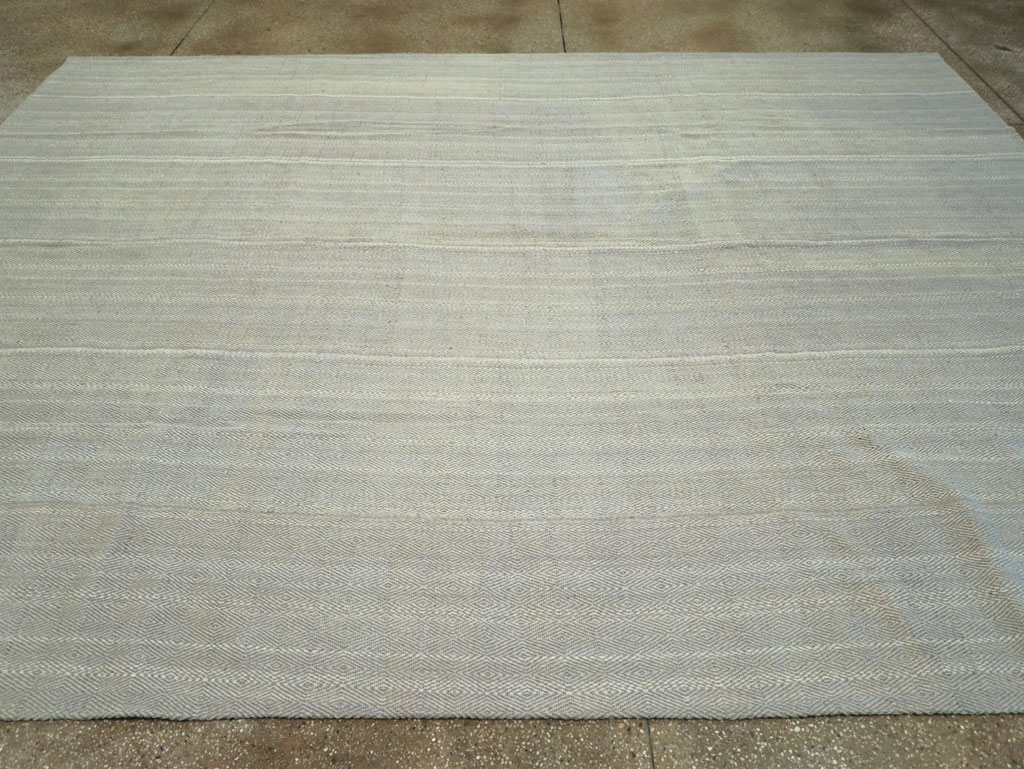 Contemporary Turkish Flatweave Kilim Room Size Carpet, No.31122 - Gss